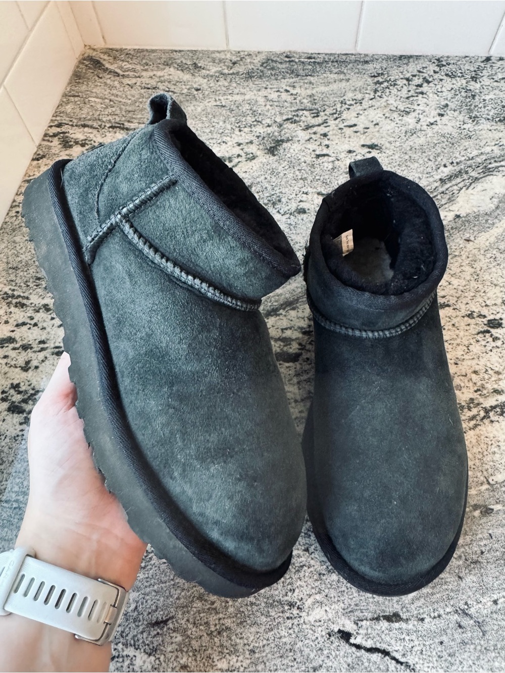 UGG Ankle Ultra Mini in Charcoal Grey (see below). Size 7. VGUC.